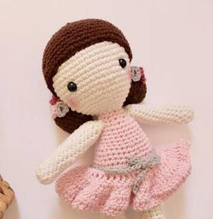 PATRON GRATIS MUÑECA AMIGURUMI 39637 PATRON GRATIS MUÑECA AMIGURUMI 39637
