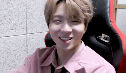 내기준 웃을때 눈웃음이 귀여운 남돌 | 인스티즈