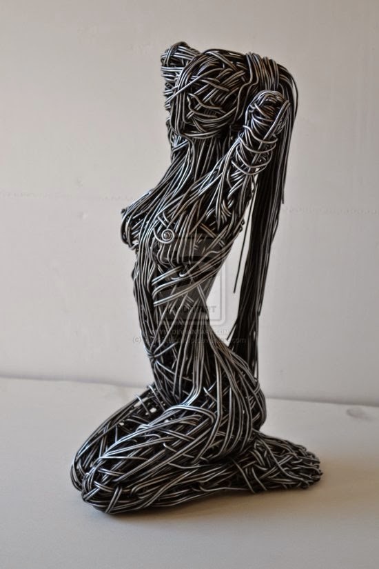 Richard Stainthorp esculturas arame metal mulheres árvores anjas sensuais beleza