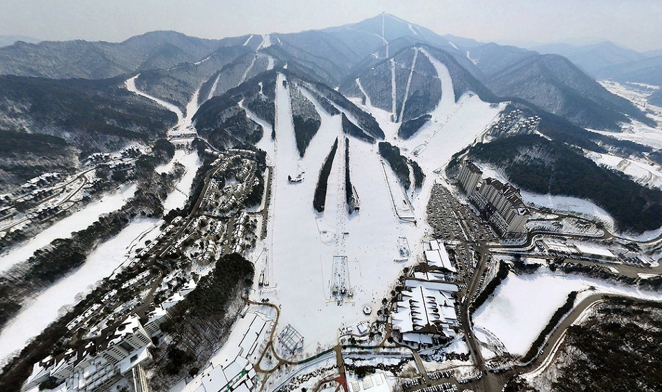 Enjoy Ski In Korea SKI Lesson in KOREA SKI TOUR INFORMATION IN