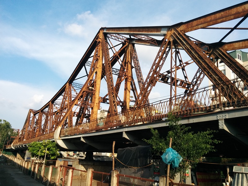 Long Bien Bridge in Hanoi | Vietnam Travel Blog