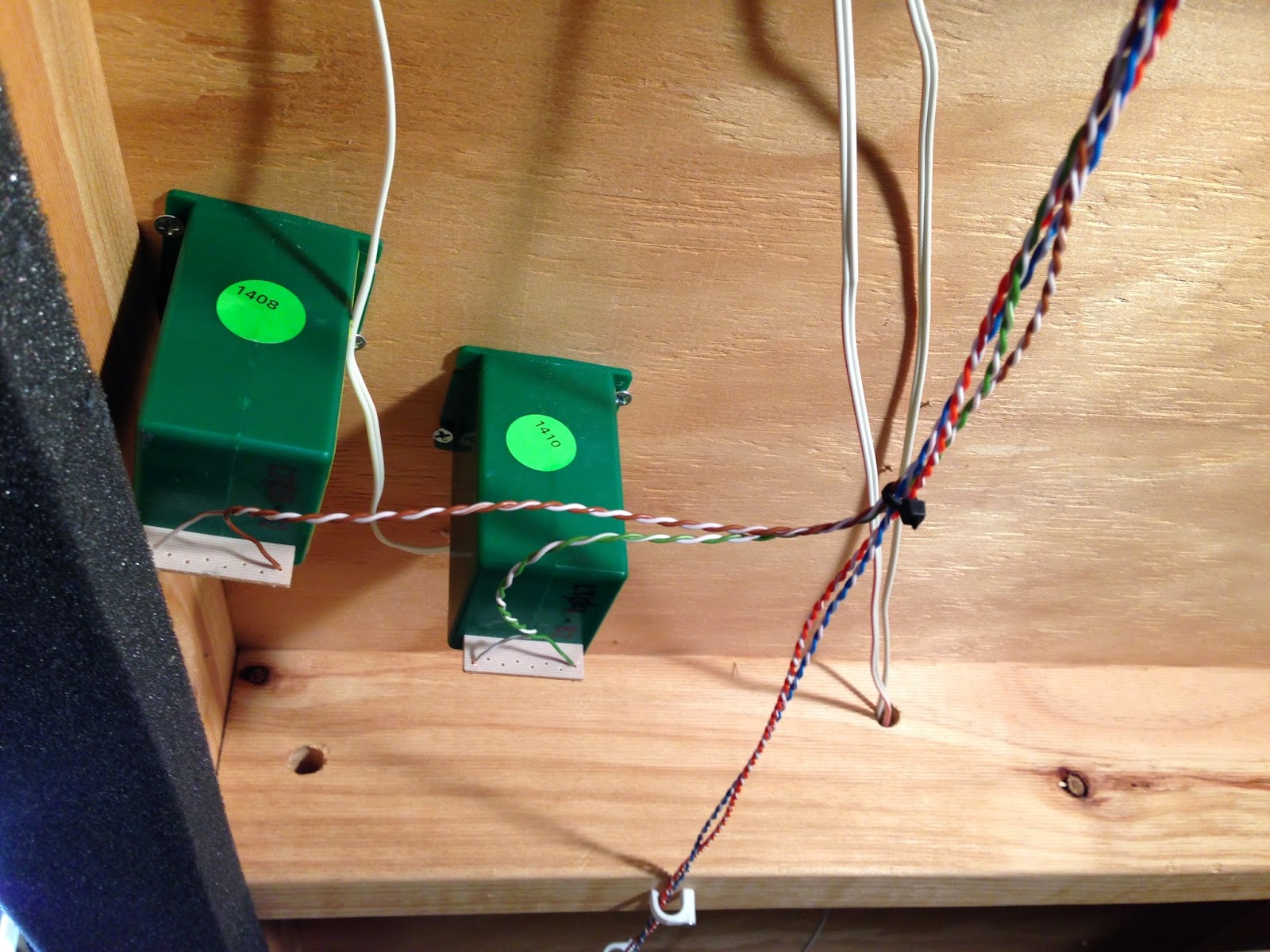 JLandT Railroad: More turnout wiring...