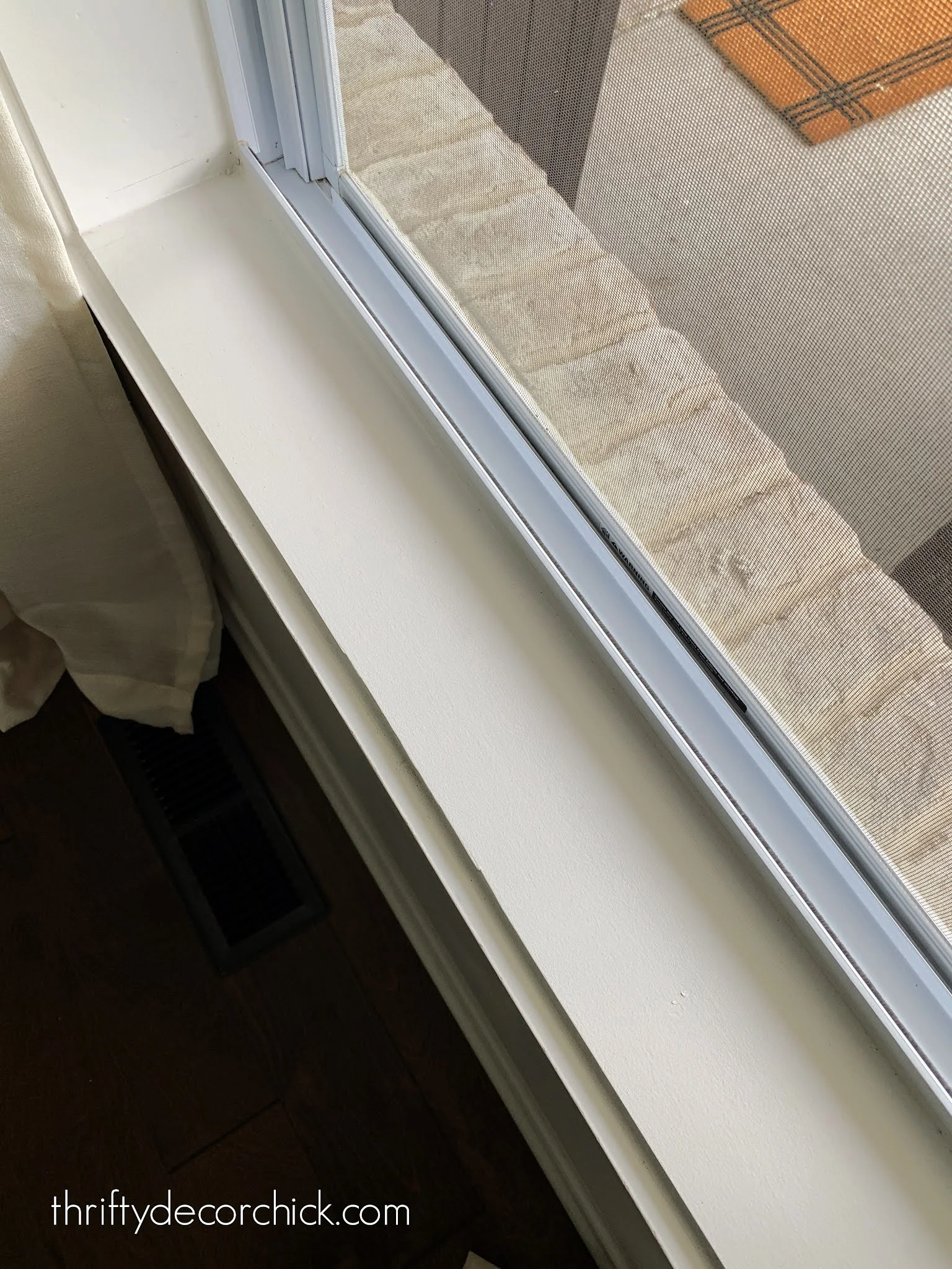 How to Clean Filthy Window Tracks and Sills Thrifty Decor Chick