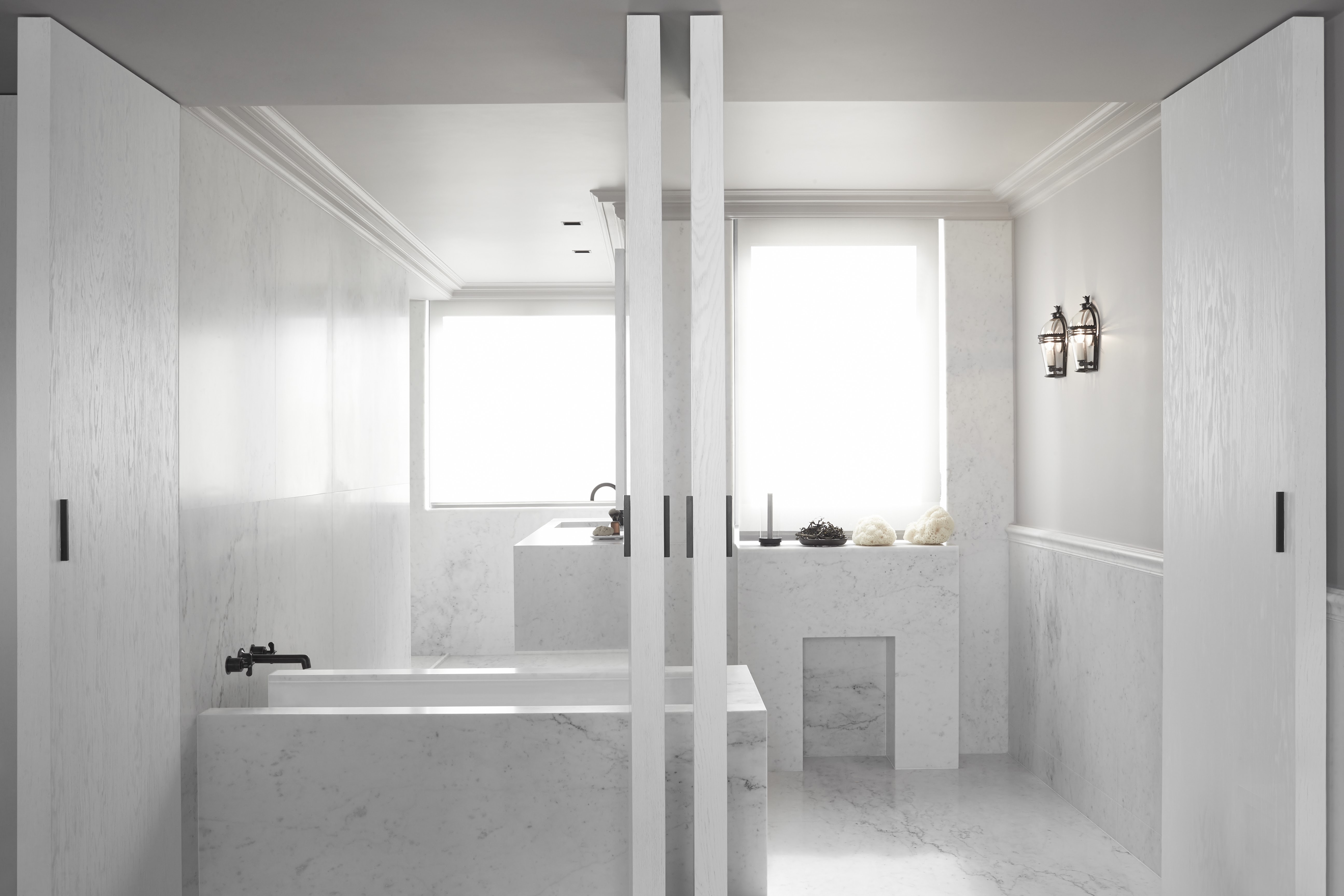 Decor Inspiration | Pure Minimalism by Parisian Designer Guillaume Alan: A Clean Slate for the New Year 
