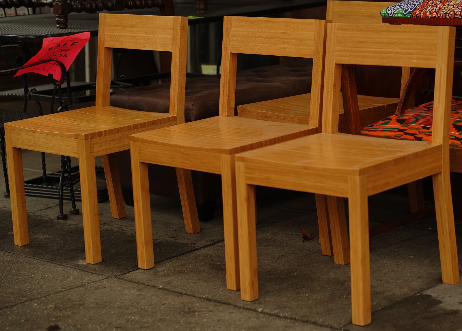 UHURU FURNITURE & COLLECTIBLES **SOLD** 95356 Set of 4 17.5“ Wide