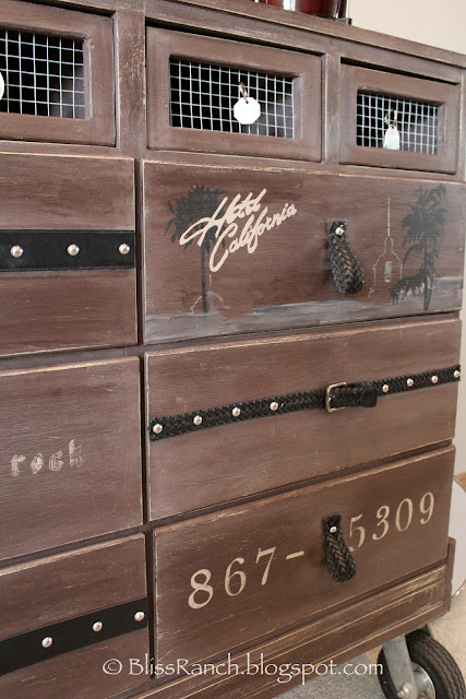 Curbside Find is now ROCK'N dresser, Bliss-Ranch.com