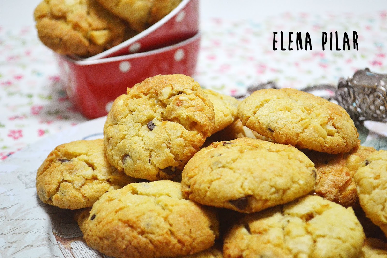 Mi Recetario por Elena Pilar Cookies de coco, toffee y nueces de Macadamia