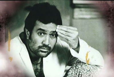 bollywood-ke-kisse-when-rajesh-khanna-ran-away-from-regal-cinema-crezy-love-from-fans bollywood-ke-kisse-when-rajesh-khanna-ran-away-from-regal-cinema-crezy-love-from-fans