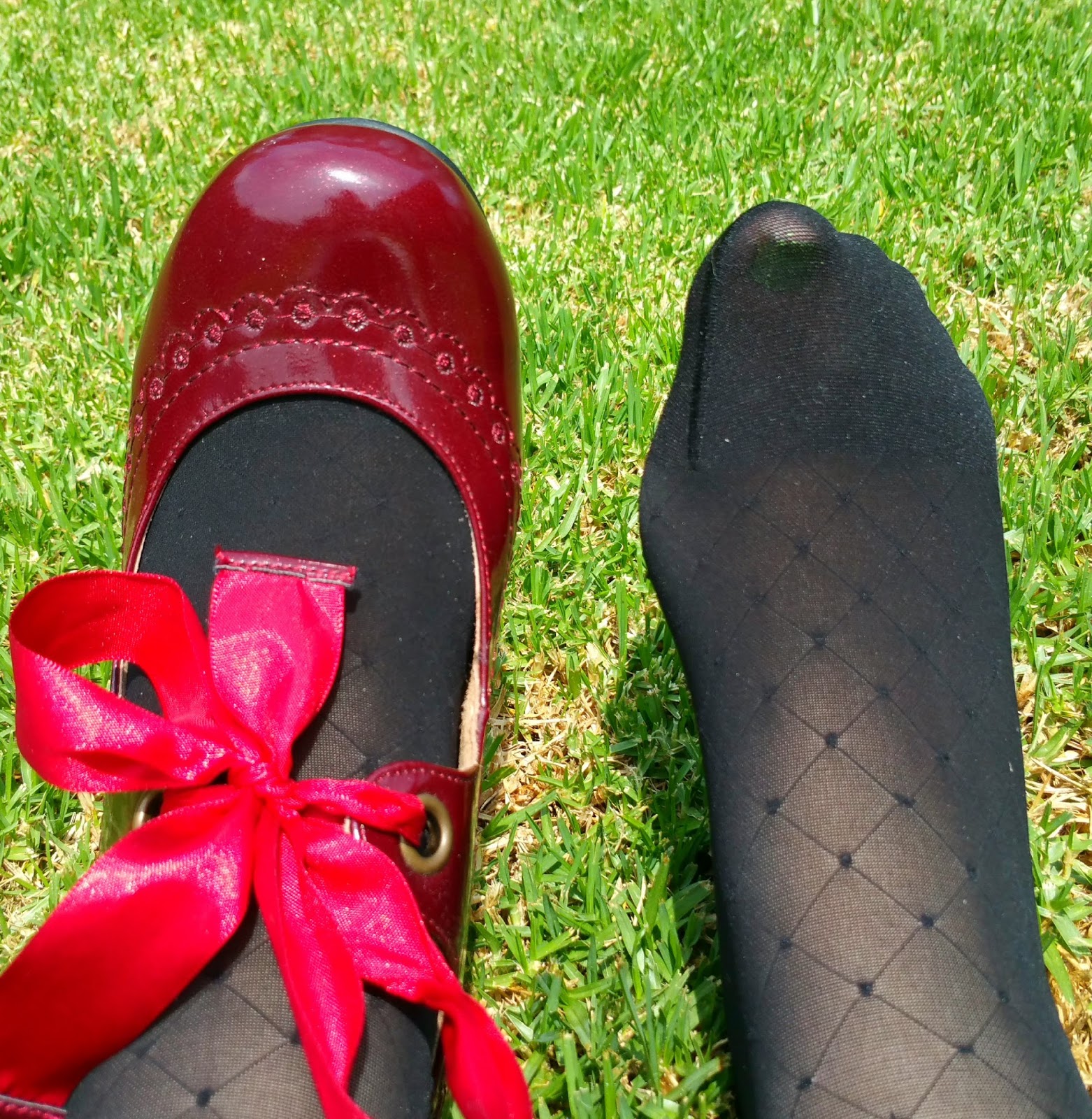 Living with Bob (Dysautonomia) Compression Stocking Review Sigvaris