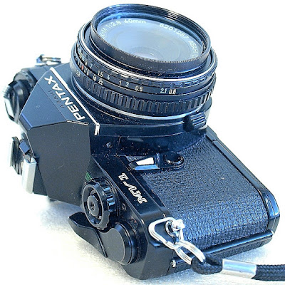 Pentax MV1, SMC Pentax-M 40mm 1:2.8