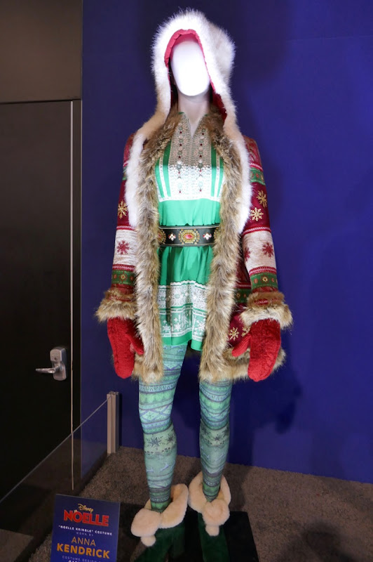 Hollywood Movie Costumes and Props Anna Kendrick�s Hollywood Movie Costumes and Props Anna Kendrick�s