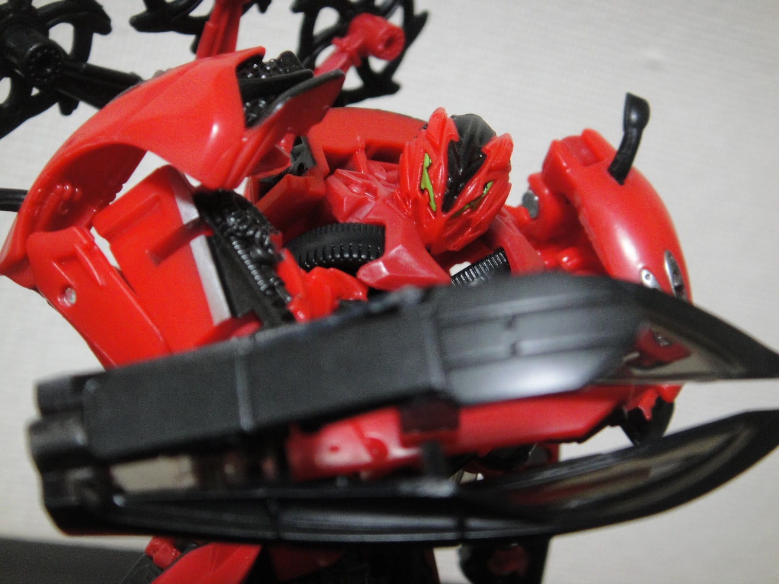 スティンガー （スタジオシリーズ）Stinger Transformers Studio Series