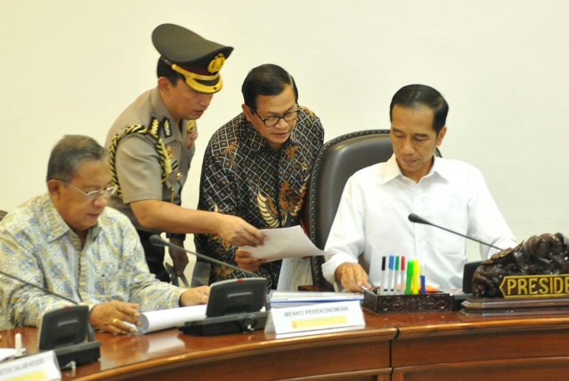 Pengembangan Natuna, Jokowi Gelar Rapat Terbatas jokowi 160609144455 218