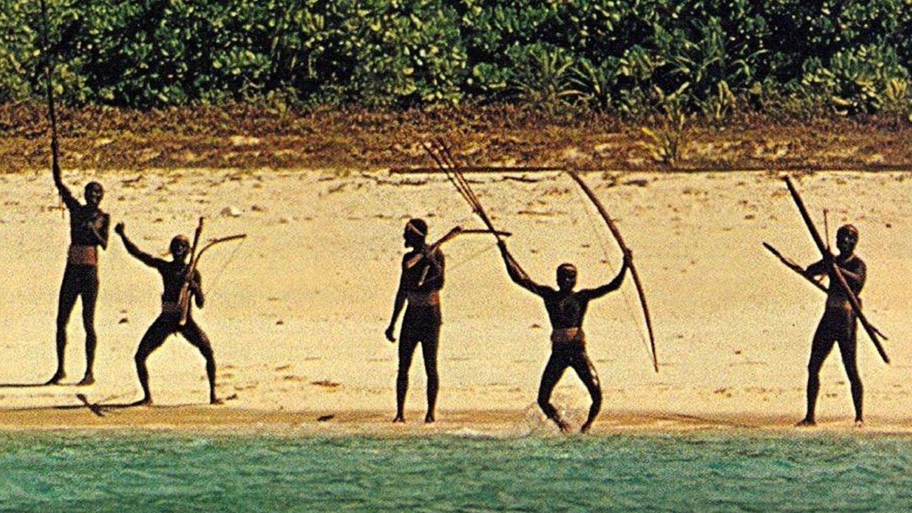 Триба это. Андаманские острова племя сентинельцев. Андаманские острова, Северный Сентинел. Северный Сентинельский остров. Племя сентинельцев. Северный Сентинельский остров жители.