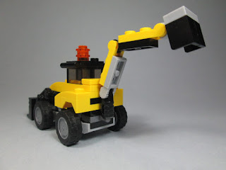 Set LEGO 31041 Creator Construction Vehicles - modelo 1 -  backhoe with movable front bucket and rear digger