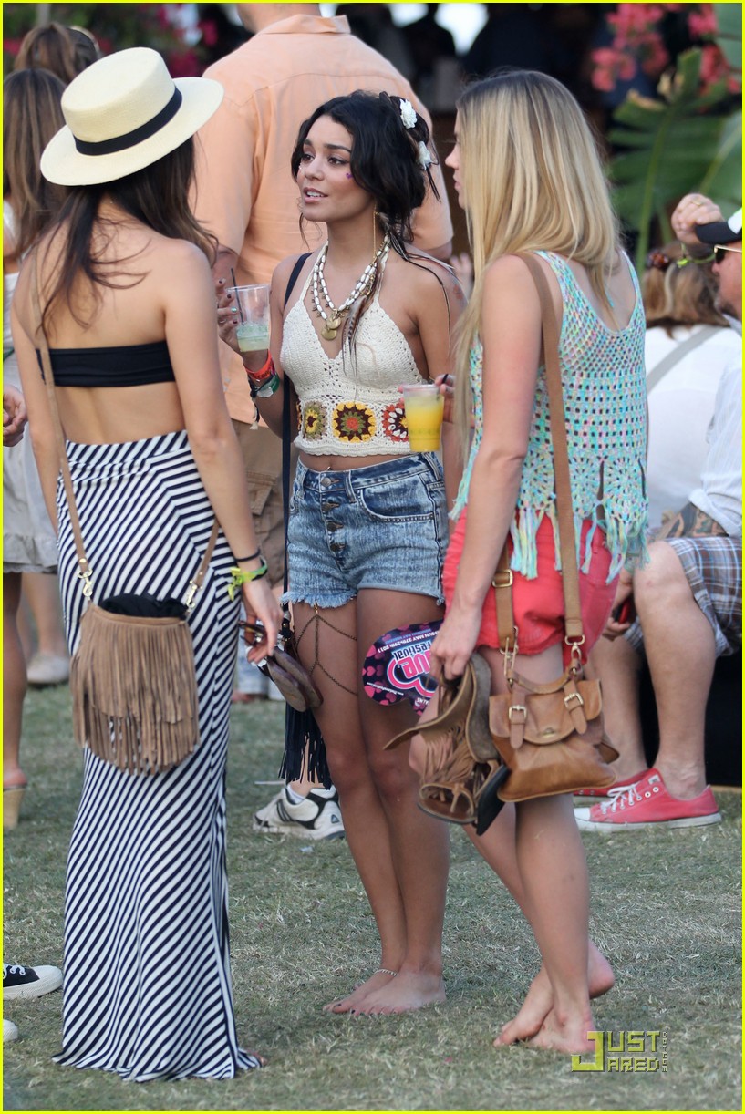 Barefoot Celebrities Vanessa Hudgens barefoot at Coachella