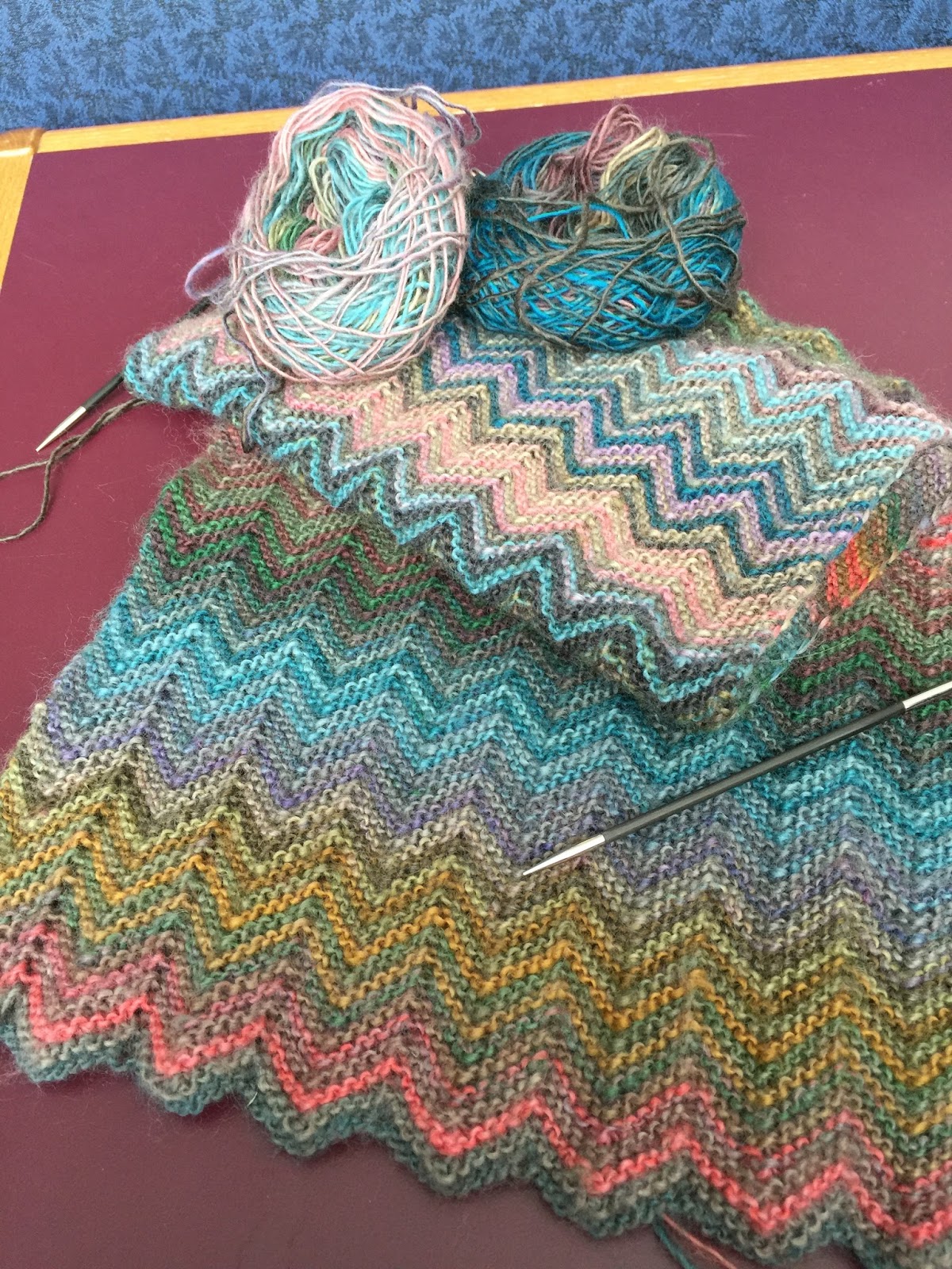 Knitting By The Ocean Zick Zack Scarf