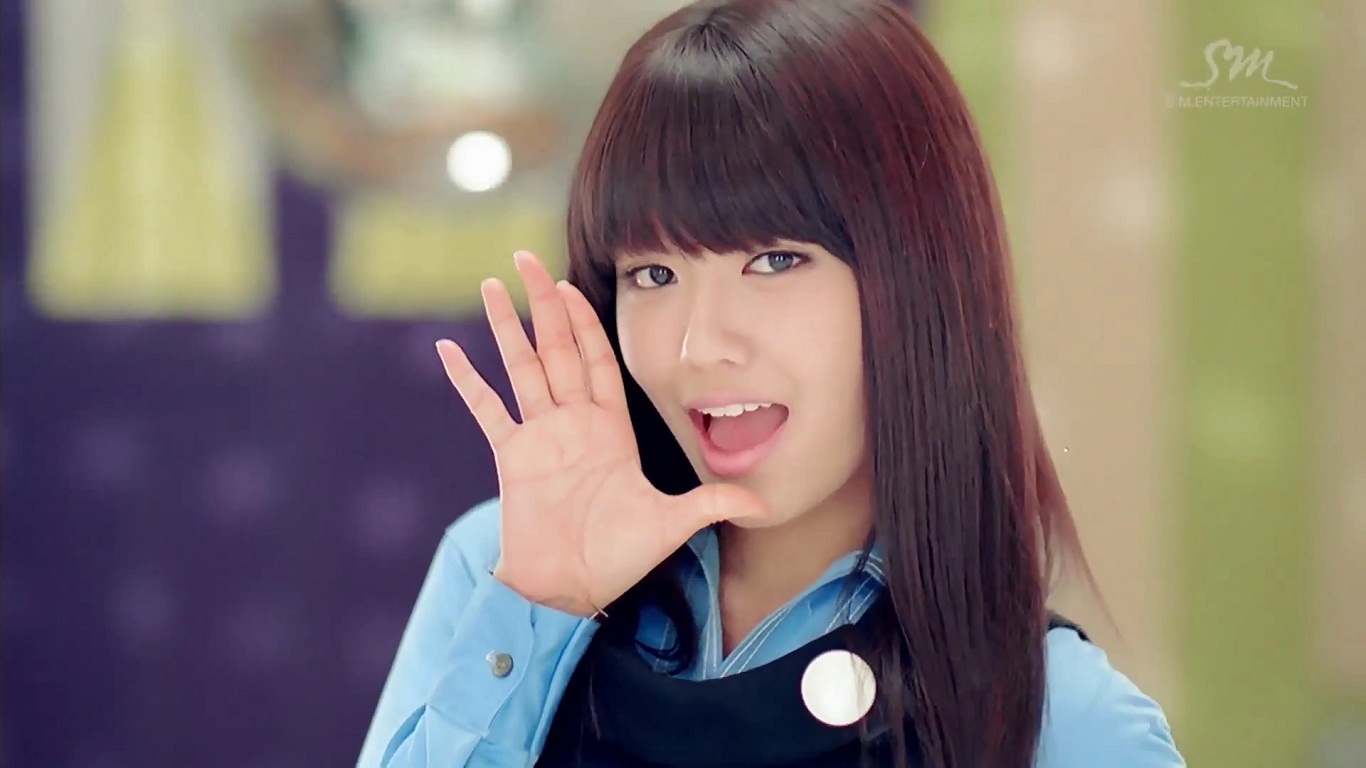 SNSD Girls Generation Dancing Queen Wallpaper Hot Sexy Beauty