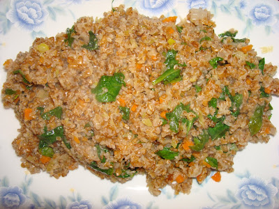 BULGUR WHEAT WITH LEEKS AND SPINACH PORTIONS: 4 INGREDIENTS ¾ cup bulgur wheat 1 tbsp. olive oil 1 chopped shallot 1 minced garlic clove ½ cup finely diced carrots ¾ cup sliced leeks 1½ cups water ¾ tsp. salt 2 cups spinach strips METHOD In a small pot, heat up the oil at moderate temperature and sauté shallots, garlic, carrots and leeks together. Pour in water, salt, bring it to a boil.  Add bulgur wheat, reduce the heat and cook until the liquid is absorbed. Mix in the spinach and let rest for a few minutes before serving.