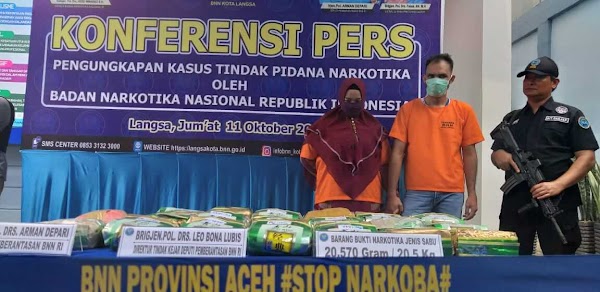 BNN Ciduk Oknum Sipir Ajak Istri Bisnis Narkoba BNN Ciduk Oknum Sipir Ajak Istri Bisnis Narkoba