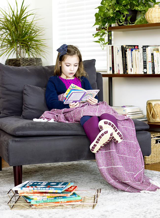 6 Benefits of Reading to Our Children