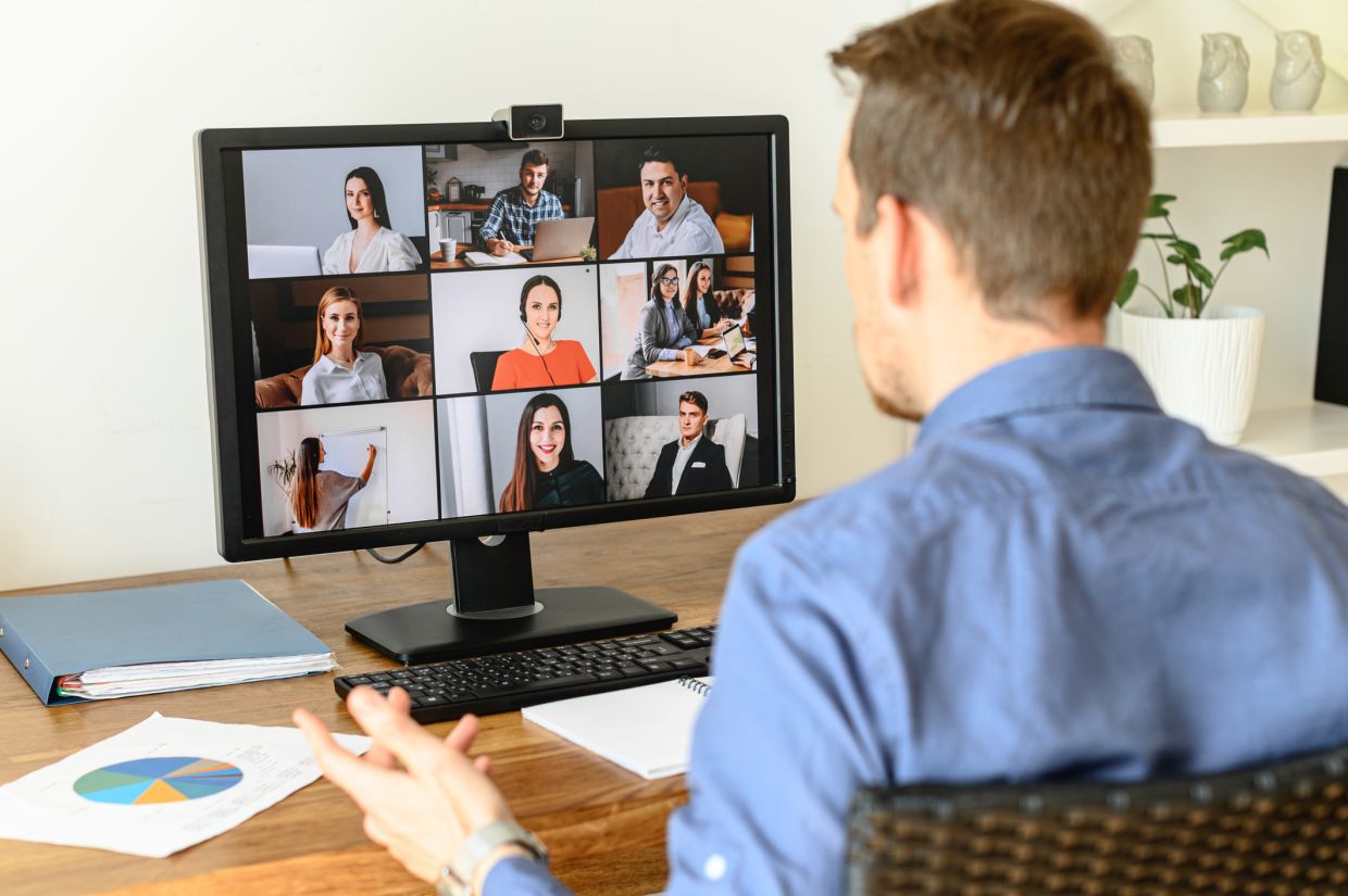 Rightways Block out background Zoom noise