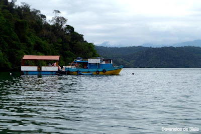 Passeio de barco em Paraty - Rio de Janeiro