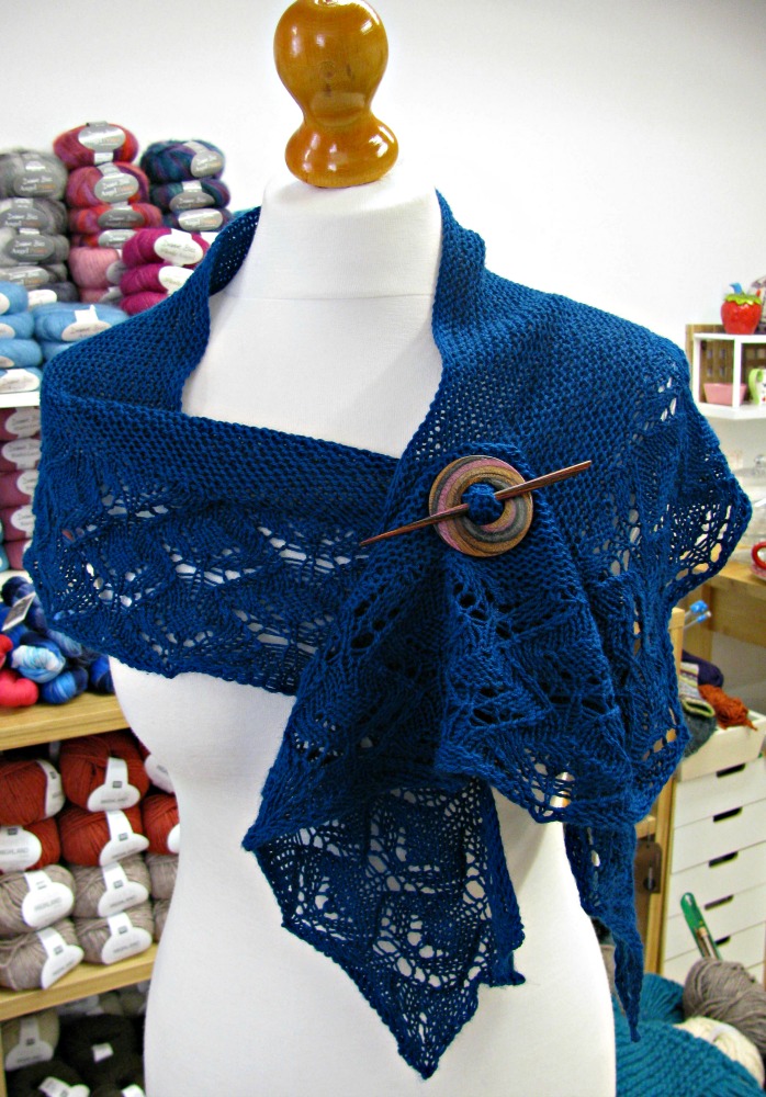 The Woolly Brew Artesano Definition Flora Shawlette