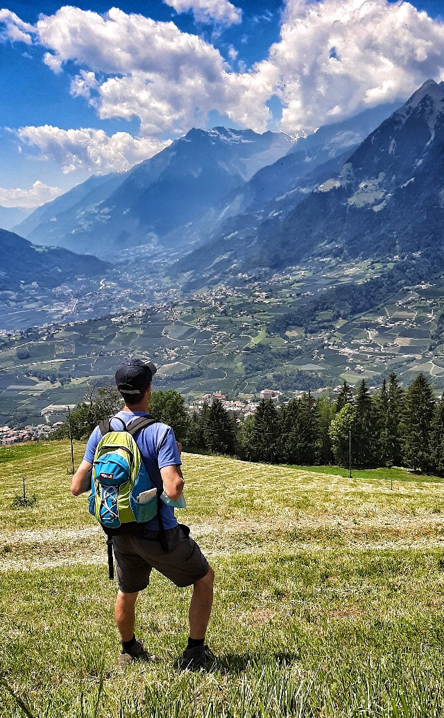 abbigliamento montagna estate