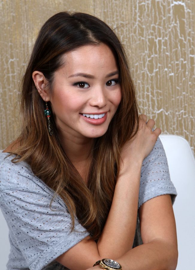 Jamie Chung Sexy photo file.