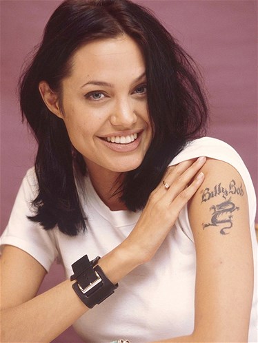 CELEBRITIES WHO HAD THEIR TATTOOS REMOVED ~ mecksoncrown