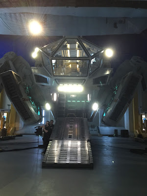 Independence Day 2 Resurgence Roland Emmerich Set Image 2