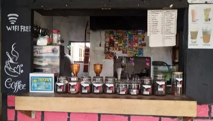 Foto warung kopi terdekat