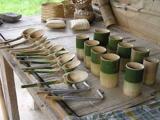 membuat sendok dari bambu