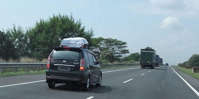 Hati – hati Terhadap Mobil Ini Saat Arus Balik Hati – hati Terhadap Mobil Ini Saat Arus Balik