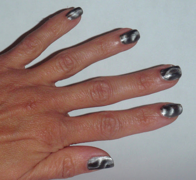 magnetic nail polish