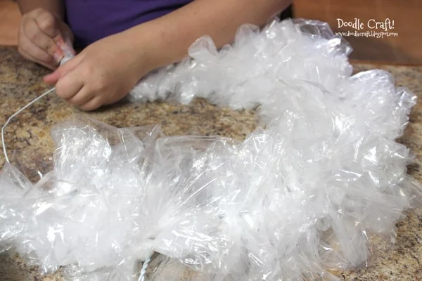 DIY Christmas Plastic Bag Wreath 