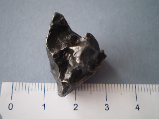 Meteorito Sikhote – Alin individuo 14,7 gr.