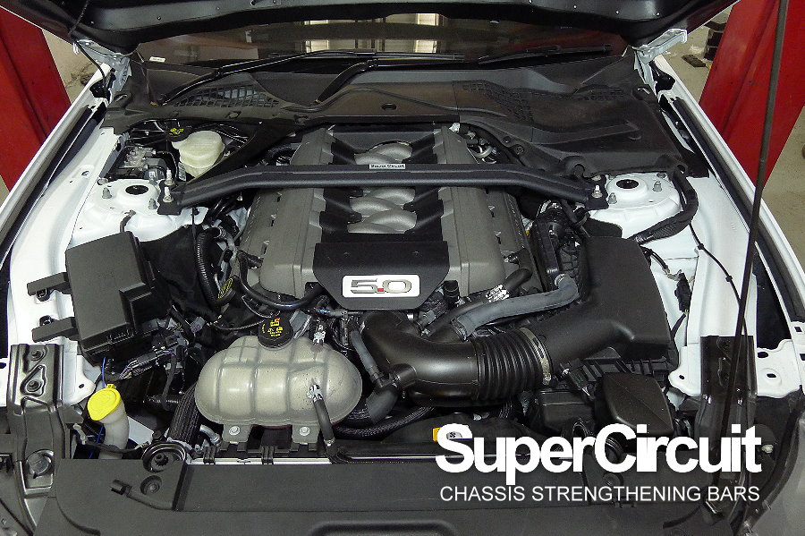 SUPERCIRCUIT CHASSIS STRENGTHENING BARS Ford Mustang GT Front Strut Bar