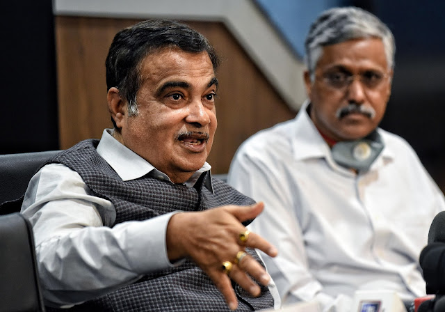 केंद्रीय सड़क परिवहन मंत्री नितिन गडकरी केंद्रीय सड़क परिवहन मंत्री नितिन गडकरी
