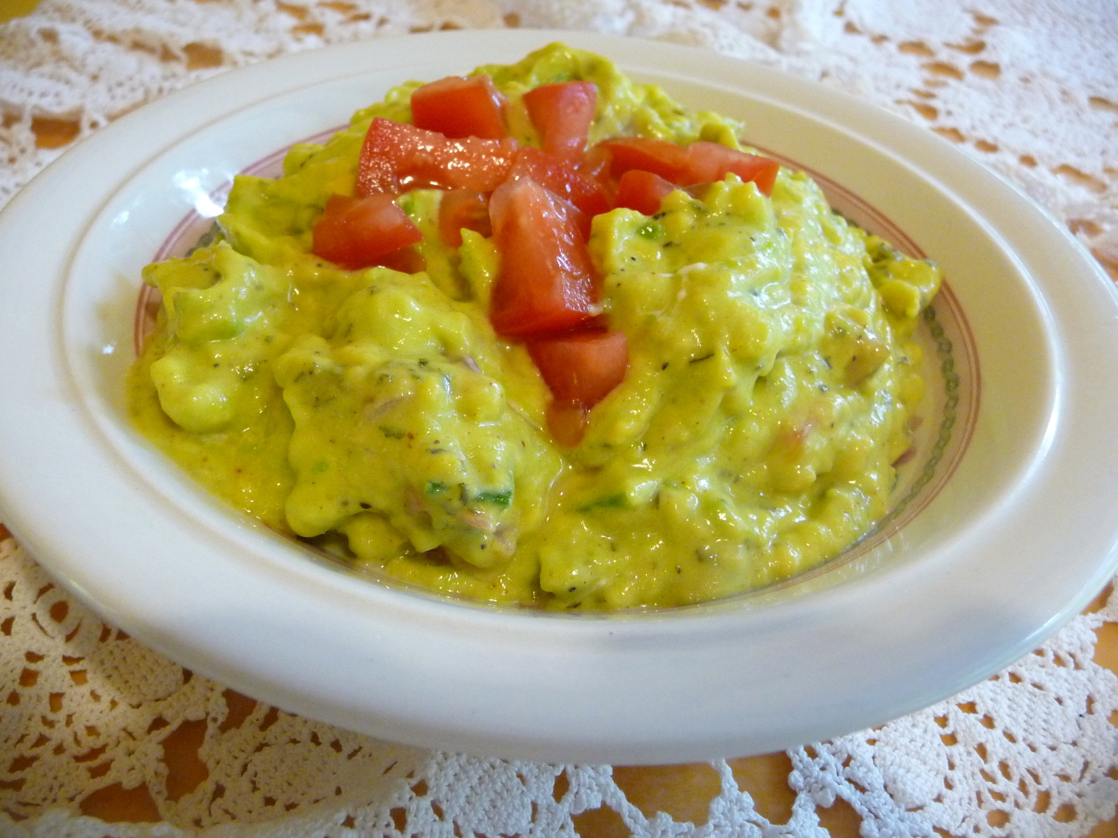 GUACAMOLE WITH DRIED CILANTRO
