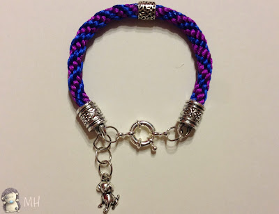 Pulsera Kumihimo con cambio de sentido
