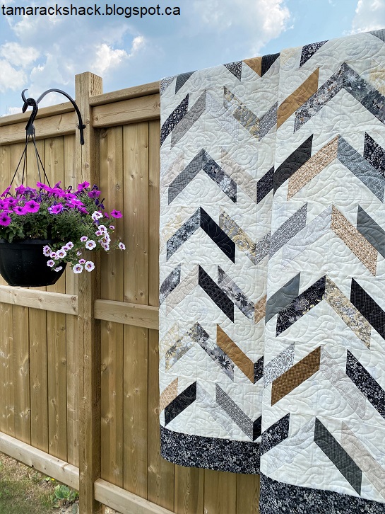 Tamarack Shack Washboard Road Quilt in Stiletto