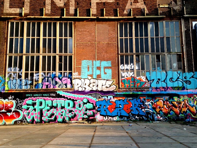 artist studio in NDSM-werf graffiti