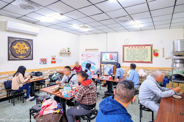 王爺魚翅肉羹,美味魚翅肉羹、炒麵、米糕、爌肉飯與大腸豬血湯,通通只要銅板價!