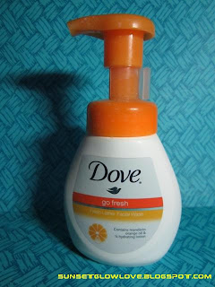 Dove Go Fresh Fresh Lather Facial Wash bottle