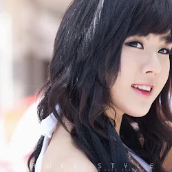 Hwang Mi Hee at CJ Super Race R5 2011 Foto 4