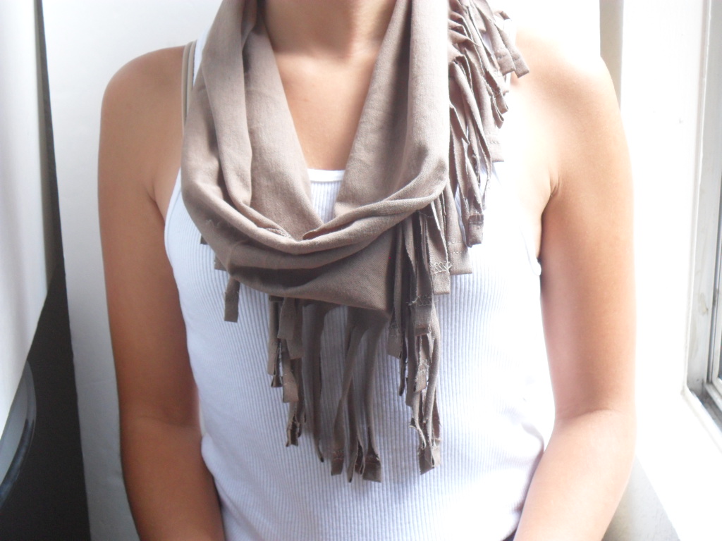 A Few of My Favorite Things DIY Fringe Scarf