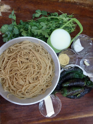 Receta. Espagueti verde con cilantro y chile poblano a mi estilo. Cremosito  y rico | Cocina