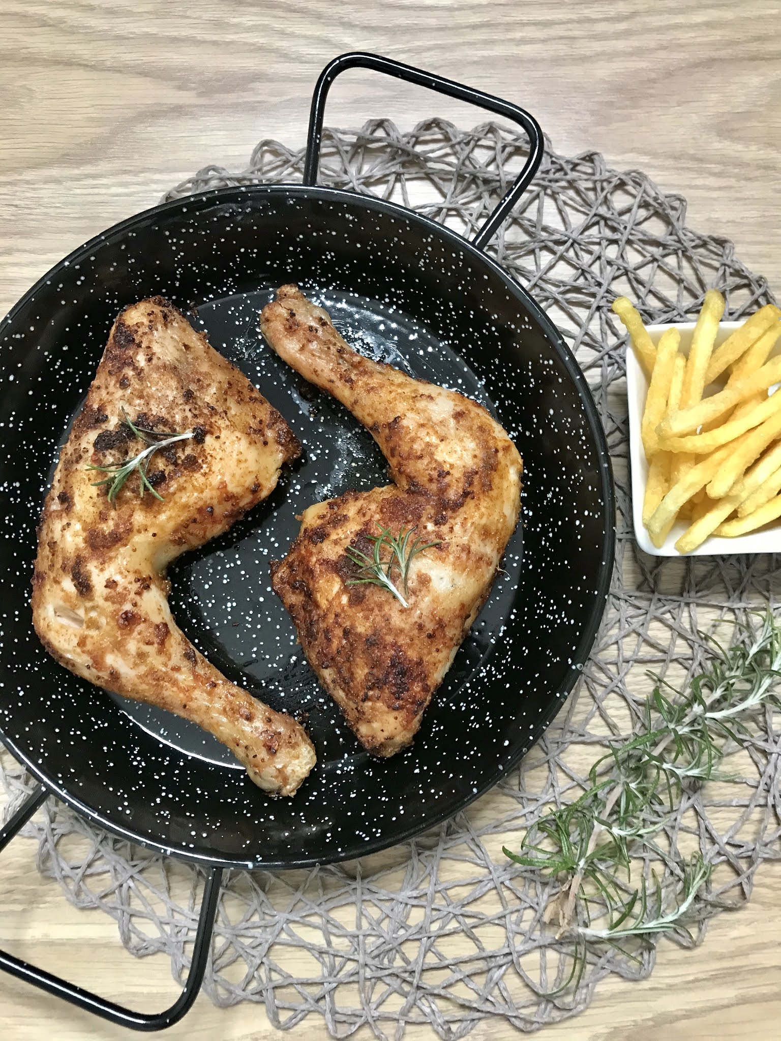 Pollo asado en airfryer o freidora de aire